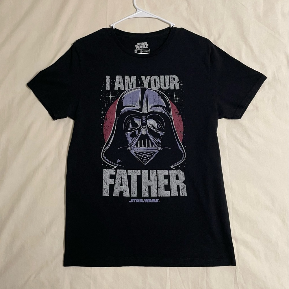 Medium Fifth Sun Star Wars Darth Vader “I Am Your Father” T-Shirt. Black.